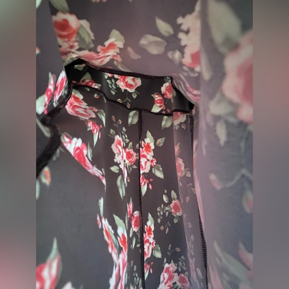 Beautiful Black Floral Adjustable Spaghetti Strap Dress - Picture 6 of 8